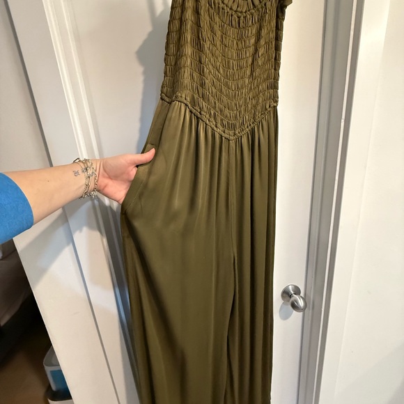 Anthropologie Wide Leg Smocked Top Jumpsuit, Olive Green, Sz MED - Picture 3 of 9